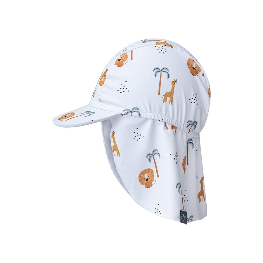 Children's sun hat with UV Protection on the neck with animal pattern on a white background